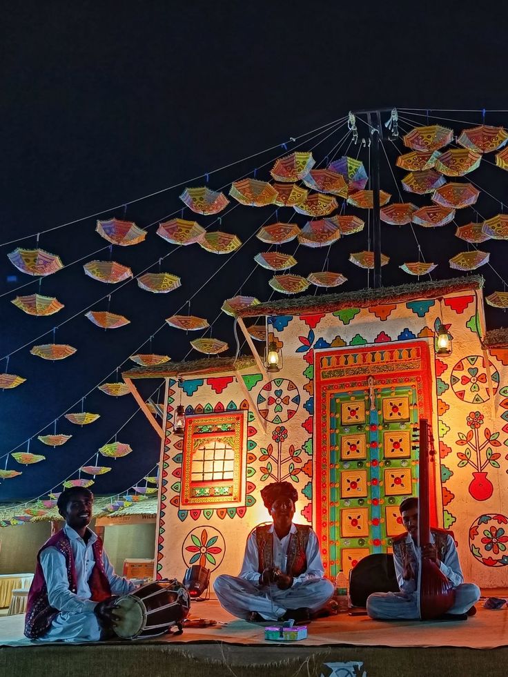 Traditional cultural performance at Rann Utsav near White Rann.
white rann of kutch

